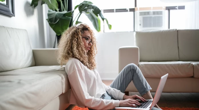 Πώς να ενεργοποιήσετε τους υπότιτλους στο Crunchyroll