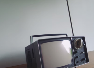 Πώς να αλλάξετε τη διεύθυνση IP στη Sony Smart TV