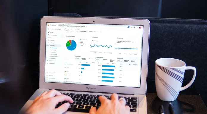 Πώς να ονομάζετε στήλες στο Google Sheets