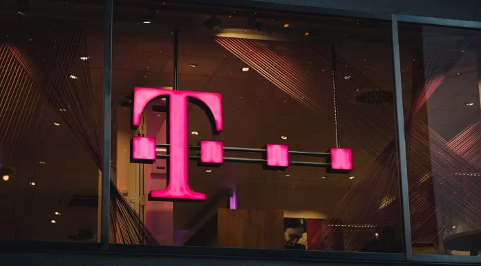 Πώς να διορθώσετε την κάρτα SIM της T-Mobile μόνο για κλήσεις έκτακτης ανάγκης
